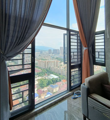 النافذة المتحركة الحديثة من الألومنيوم المعزولة الزجاجية