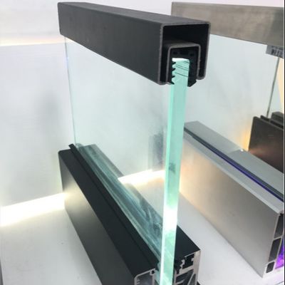 نظام قناة زجاج مقسى ثابت 800-1200 ملم مع درابزين ألومنيوم للسلامة والجاذبية الجمالية