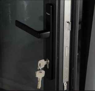 نظام الأبواب المزدوجة من الألومنيوم للمطاعم