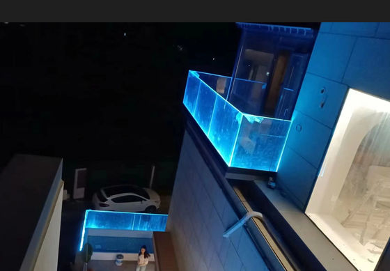 جودة  Easy Installation Aluminum U Channel Glass Railing Modern With LED Light مصنع