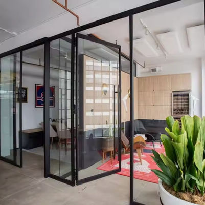 مدخل الباب المتحرك من الألومنيوم المقاوم للتآكل الباب المزود بالزجاج من الألومنيوم