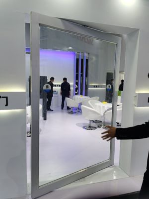 باب محوري من الألومنيوم ذو إطار نحيف زجاج شفاف مدخل مدخل