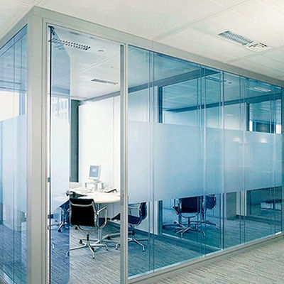 الزجاج الملون الملوّن الزجاج الداخلي الحواجز الزجاجية الاستخدام المنزلي مع إطار الألومنيوم