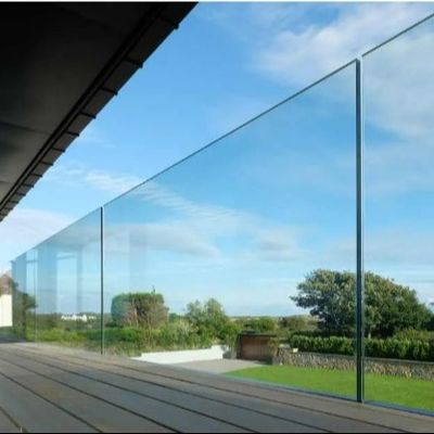 حواجز زجاجية موردن 8+8mm زجاج مطين مطين ألومنيوم U Channel Glass Railing