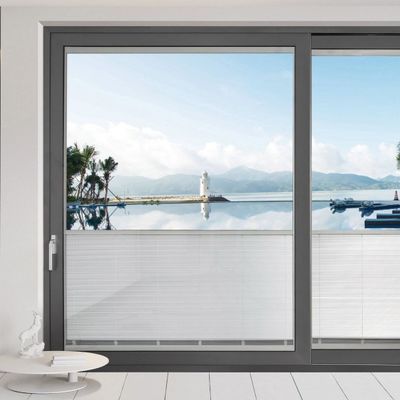 الباب المنزلق من الألومنيوم للشقق أو السكن مع وظيفة الوقاية من دخان الزيت بأسلوب التصميم الحديث