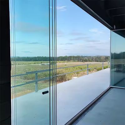 باب زجاجي قابل للطي بدون إطار من الألومنيوم بسمك 2.0 مم للفواصل الداخلية مع لون إطار قابل للتخصيص