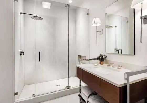 نظام جدار زجاجي بدون إطار مع أجهزة قابلة للتخصيص ودعم على الإنترنت على مدار 24 ساعة