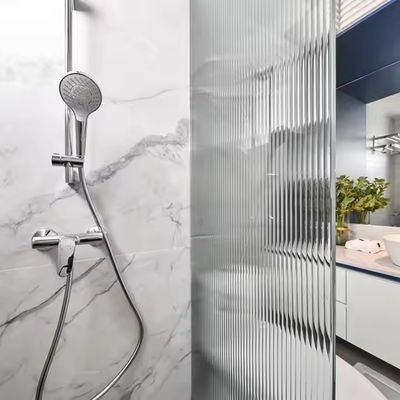 باب قسم زجاج داخلي مع زجاج مُثلج بسماكة 1.4 مم وعمر افتراضي 50 عامًا