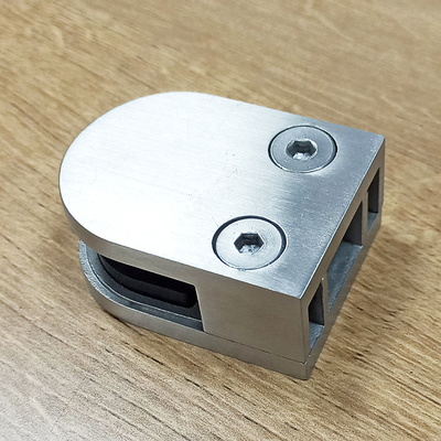 درابزين سلم زجاجي مقسى بدون إطار تصميم قابل للتعديل مشبك قبضة مقوسة 304 316 تركيب