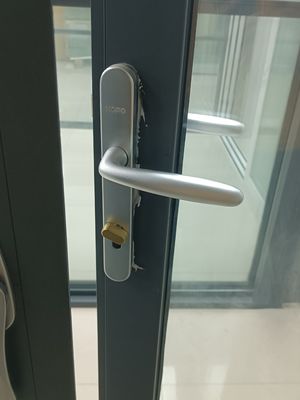 التشغيل السلس الباب المطوي الألومنيوم الثقيلة وظيفة الألومنيوم باب الأكورديون