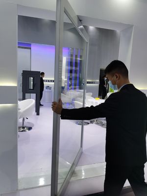 باب محوري من الألومنيوم ذو إطار نحيف زجاج شفاف مدخل مدخل